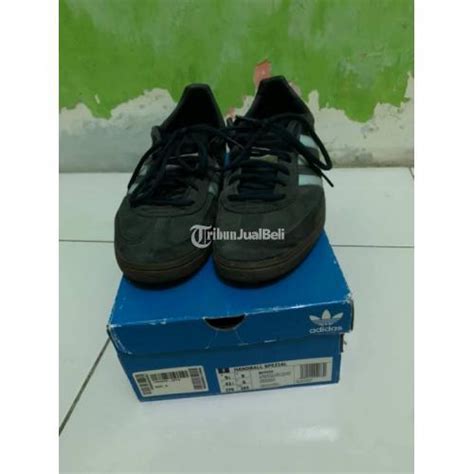 sepatu adidas bekas|harga sepatu adidas spezial original.